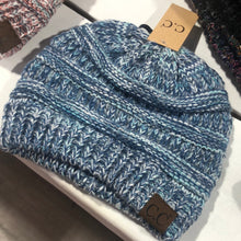 Load image into Gallery viewer, Diagonal Stitch Beanie