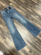 Load image into Gallery viewer, Erica Vintage Frayed Boot Cut Jeans