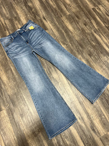 Sarah Plus Flare Jeans