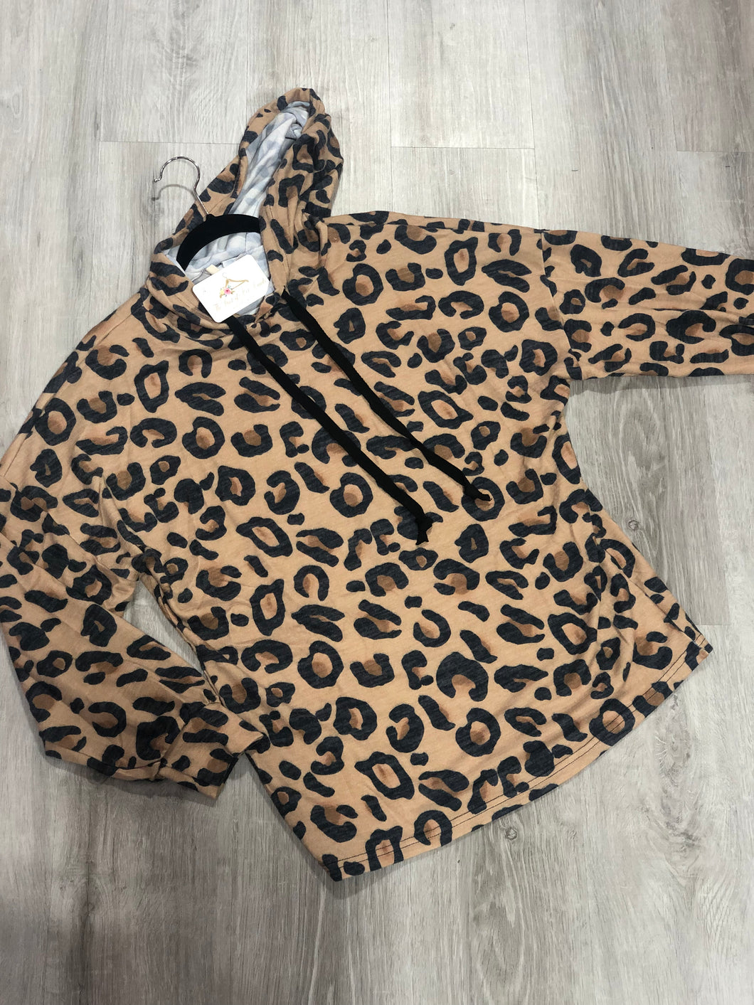 Leopard Pullover hoodie with balloon sleeves